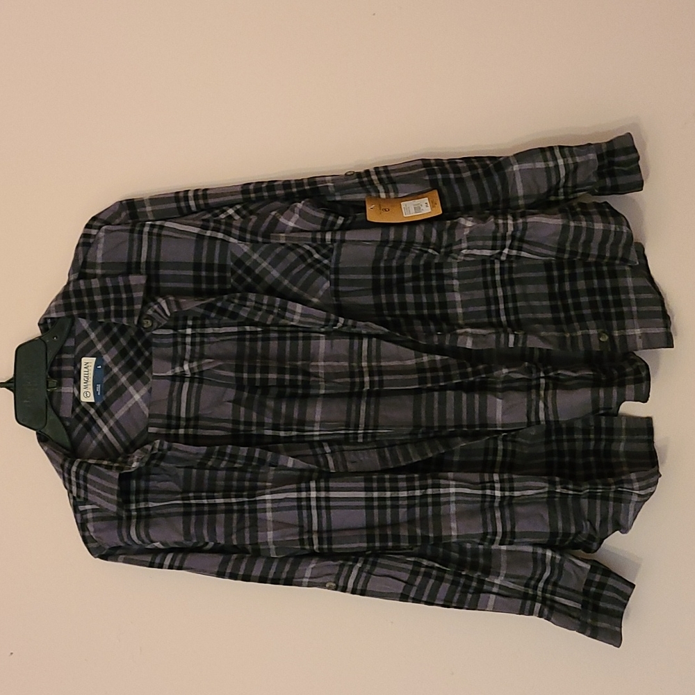 NWT Magellan Outdoors Flannel Black & Gray